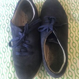 Dansko blue suede shoes 42